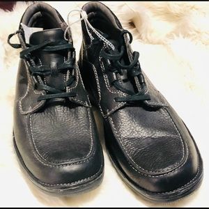 Clarks men’s black shoes